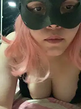 Snapshot of loveloly_ chatting on 03-29-26, 05:07 loveloly online show from 03-29-26, 05:07