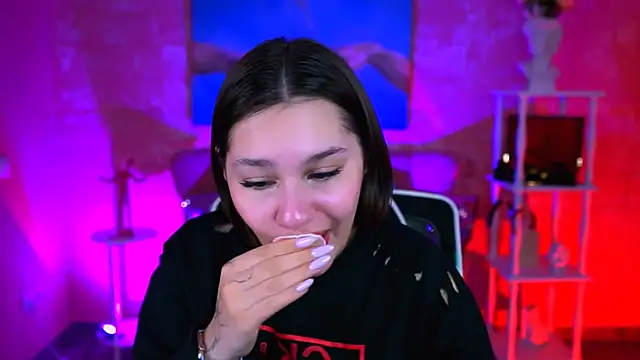 Snapshot of KimClarks_ chatting on 02-22-26, 03:07 KimClarks online show from 02-22-26, 03:07