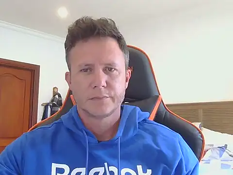 TroyDieselXXX online show from 11-04-25, 06:45