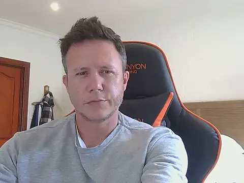 TroyDieselXXX online show from 11-07-25, 09:09