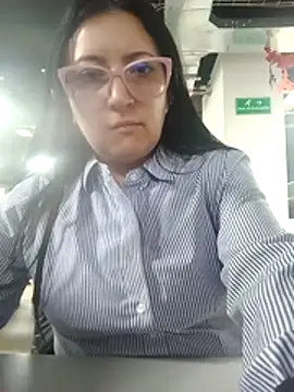 Romina693 online show from 11-05-25, 06:13