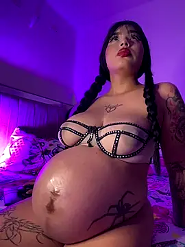 lucialauper  online show from 12-13-25, 11:43