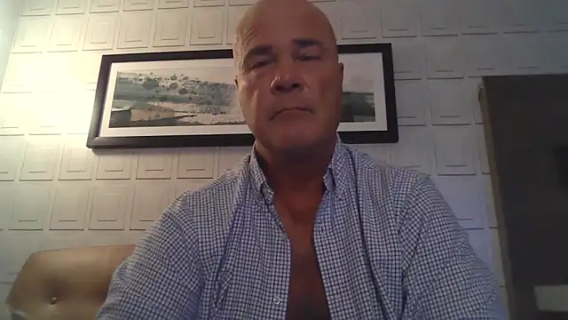 Snapshot of cyclone1212 chatting on 04-29-26, 02:26 cyclone1212 online show from 04-29-26, 02:26