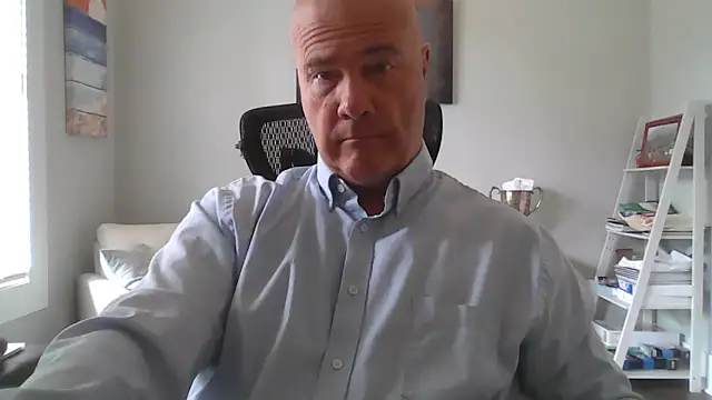 Snapshot of cyclone1212 chatting on 05-26-26, 01:07 cyclone1212 online show from 05-26-26, 01:07