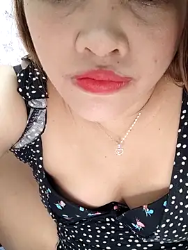 Snapshot of Sweetheart_Claire chatting on 10-05-25, 03:10 Sweetheart Claire online show from 10-05-25, 03:10