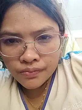 Snapshot of Sweetheart_Claire chatting on 04-17-26, 11:41 Sweetheart Claire online show from 04-17-26, 11:41