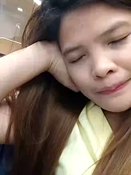 Snapshot of Sweetheart_Claire chatting on 04-25-26, 04:26 Sweetheart Claire online show from 04-25-26, 04:26
