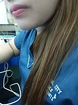Snapshot of Sweetheart_Claire chatting on 05-16-26, 10:36 Sweetheart Claire online show from 05-16-26, 10:36