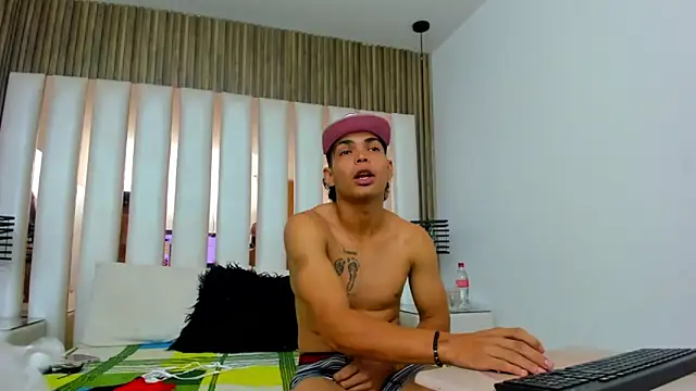 KailinANDrihky online show from 10-14-25, 01:17