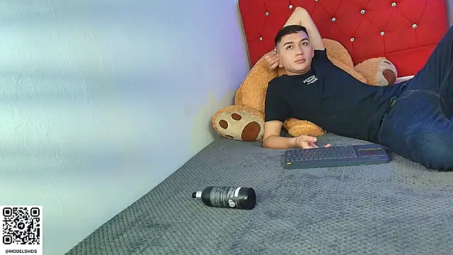 nicoo 2036 online show from 10-28-25, 01:36