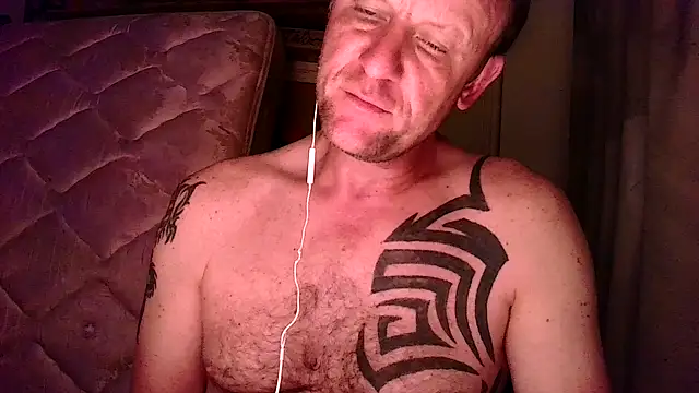 Snapshot of Yournaughty chatting on 03-21-26, 06:29 Yournaughty online show from 03-21-26, 06:29