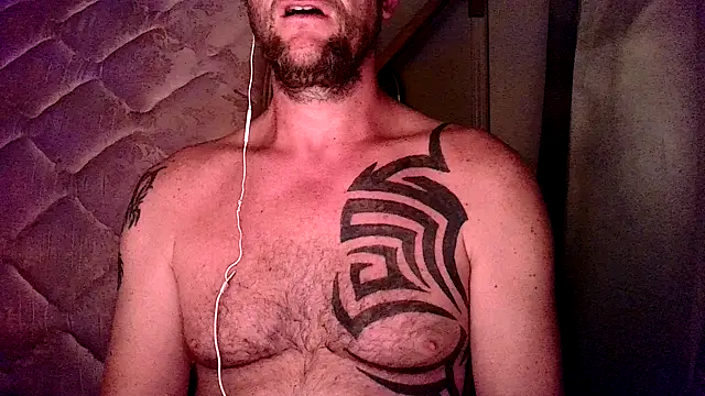 Yournaughty online show from 07-10-26, 04:50