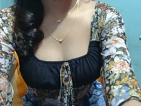 lovely soniya online show from 11-19-25, 05:18