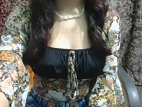 Snapshot of lovely_soniya chatting on 04-01-26, 06:25 lovely soniya online show from 04-01-26, 06:25