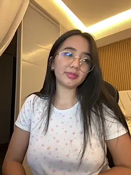 Snapshot of Michelle_Zoe chatting on 03-13-26, 08:10 Michelle Zoe online show from 03-13-26, 08:10