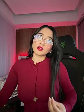 Snapshot of Michelle_Zoe chatting on 03-15-26, 11:00 Michelle Zoe online show from 03-15-26, 11:00