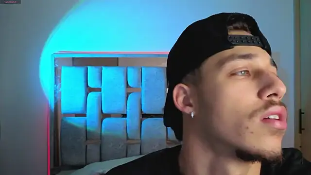 Snapshot of orionblaze69_ chatting on 02-10-26, 07:01 orionblaze69 online show from 02-10-26, 07:01