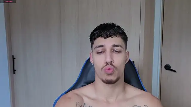 Snapshot of orionblaze69_ chatting on 03-07-26, 10:40 orionblaze69 online show from 03-07-26, 10:40