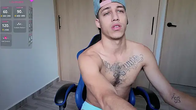 Snapshot of orionblaze69_ chatting on 03-20-26, 03:17 orionblaze69 online show from 03-20-26, 03:17