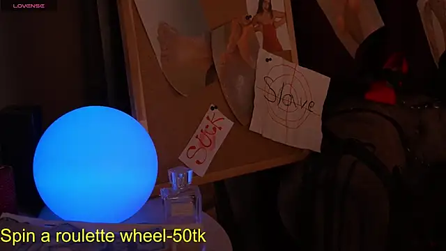 EmiliyaRoude online show from 09-11-25, 01:22