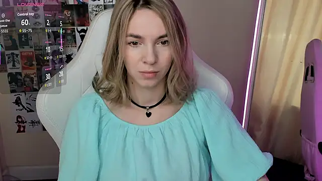 NessaDiazz online show from 09-21-25, 01:18