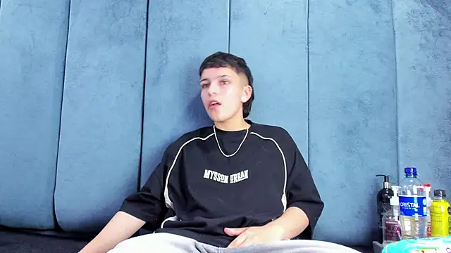 Megan Thompson  online show from 03-06-26, 02:19