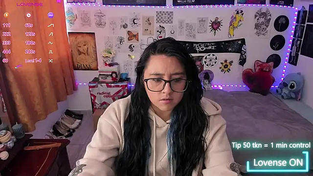 Cherry blush  online show from 05-05-26, 10:40