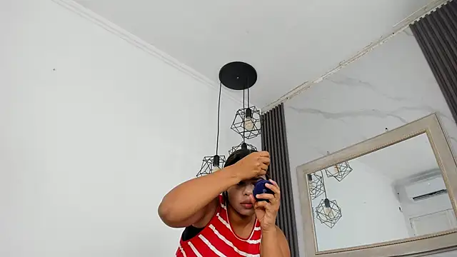 keyla mejia online show from 06-05-26, 12:11