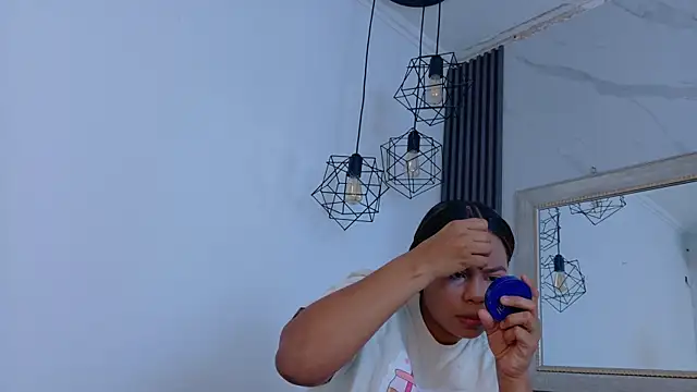 keyla mejia online show from 06-14-26, 12:07