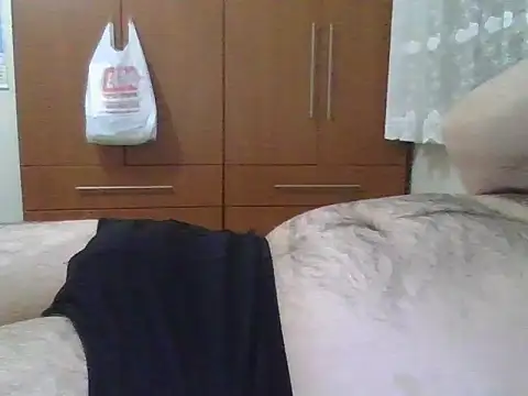 Snapshot of reallove78 chatting on 09-24-25, 08:23 reallove78 online show from 09-24-25, 08:23