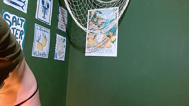 Roxiehood online show from 09-26-25, 02:15