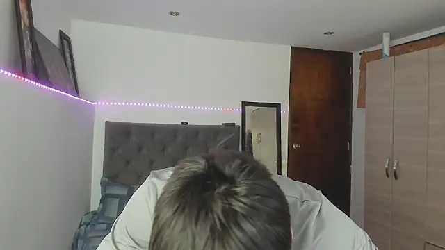 stevve 14 online show from 12-17-25, 03:12