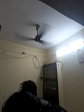 Villageanuty online show from 09-11-25, 11:54