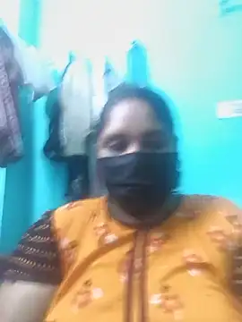 Villageanuty online show from 06-25-26, 03:17