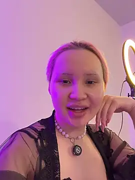 Snapshot of AsiaVegas chatting on 03-22-26, 05:27 AsiaVegas online show from 03-22-26, 05:27