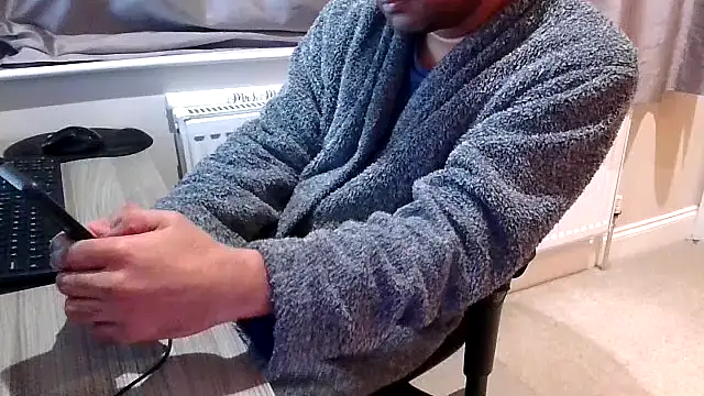 rogamuffin online show from 03-21-26, 11:30