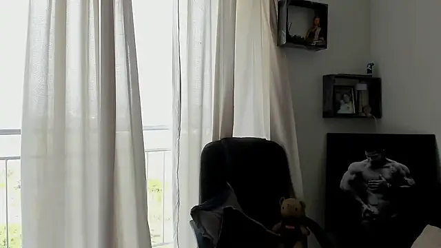 Snapshot of Marck_Mathews chatting on 09-23-25, 01:03 Marck Mathews online show from 09-23-25, 01:03