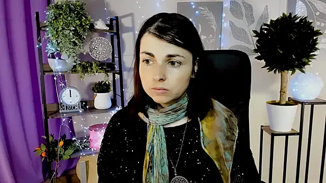MartaEdams online show from 05-05-26, 06:21