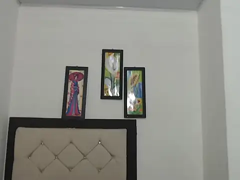 Snapshot of ble_wilos chatting on 11-07-25, 12:43 ble wilos online show from 11-07-25, 12:43