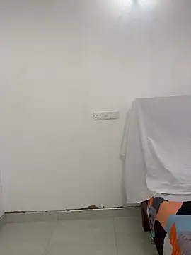 Snapshot of venom-172 chatting on 09-11-25, 04:34 venom-172 online show from 09-11-25, 04:34