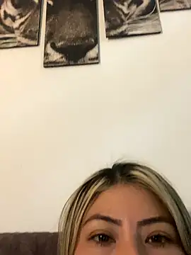 miacox 23 online show from 10-10-25, 02:21