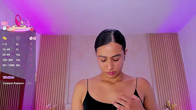 ZOEBARLOWE online show from 10-17-25, 07:05