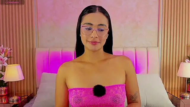 ZOEBARLOWE online show from 02-06-26, 07:06