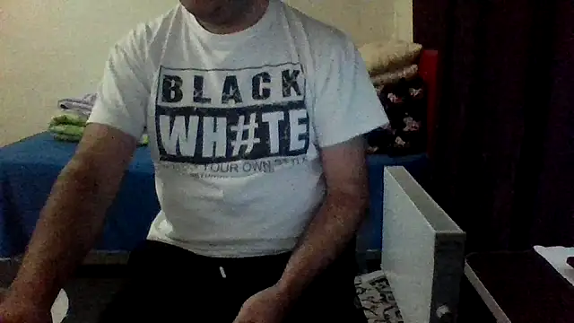 Snapshot of st206boy chatting on 11-07-25, 01:16 st206boy online show from 11-07-25, 01:16