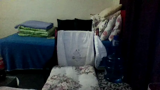 Snapshot of st206boy chatting on 12-01-25, 11:10 st206boy online show from 12-01-25, 11:10