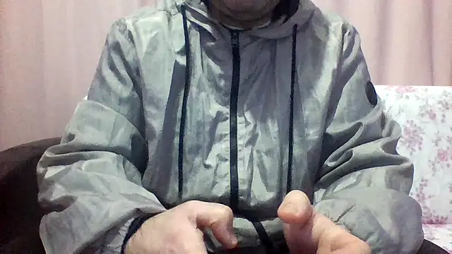 Snapshot of st206boy chatting on 01-08-26, 07:49 st206boy online show from 01-08-26, 07:49