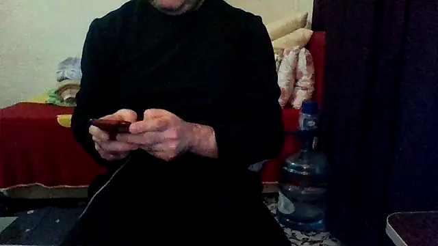 Snapshot of st206boy chatting on 01-11-26, 12:04 st206boy online show from 01-11-26, 12:04