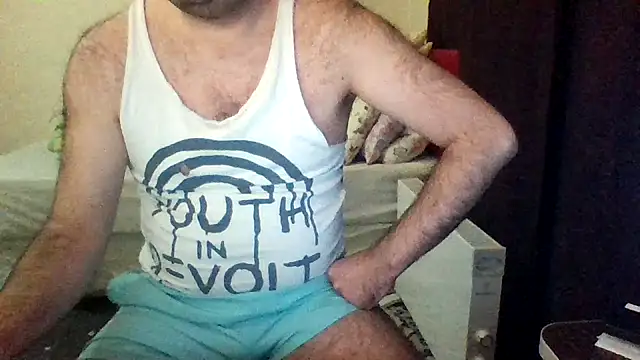 Snapshot of st206boy chatting on 03-07-26, 11:35 st206boy online show from 03-07-26, 11:35