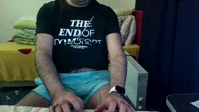 Snapshot of st206boy chatting on 03-19-26, 12:36 st206boy online show from 03-19-26, 12:36