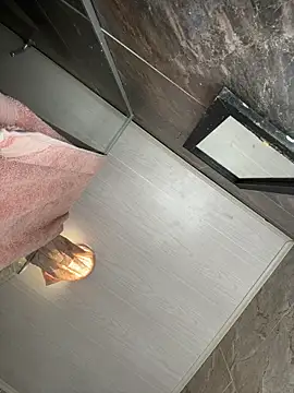 samm4044 online show from 11-30-25, 07:51